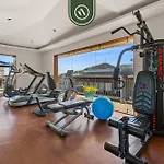 Elegant Studio In Romantic Zone - Rooftop Pool