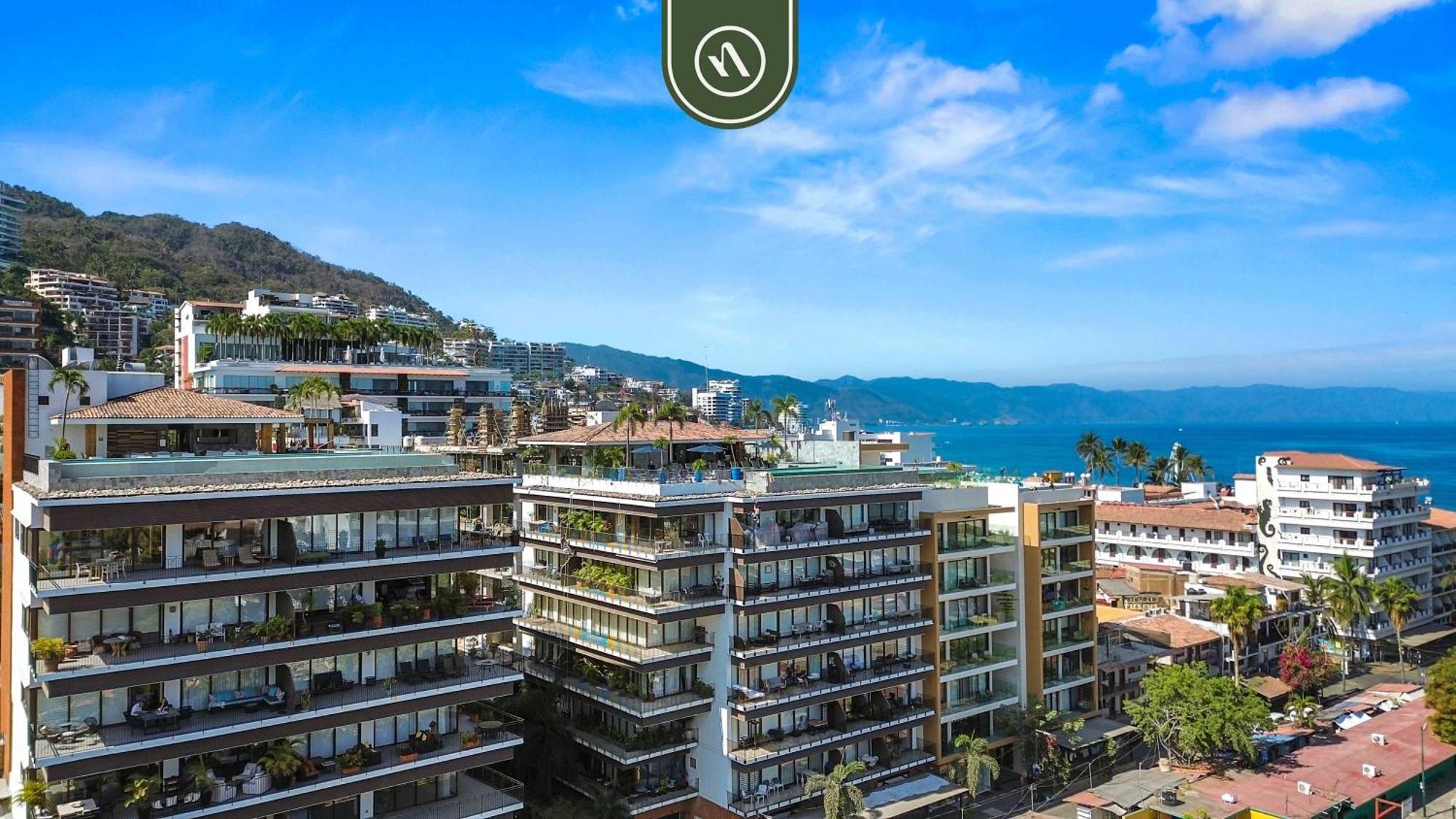 Apartment Elegant In Romantic Zone - Rooftop Pool Puerto Vallarta